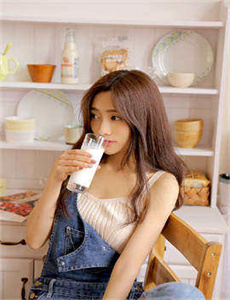 智斗美女蛇